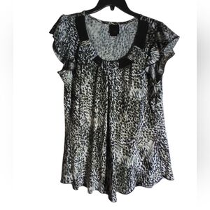Jtb Women's Black and White Animal Print Top Sleeveless